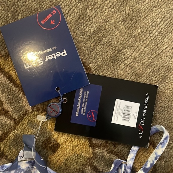 Hi-lo lace border dress. Size medium. - Picture 6 of 7